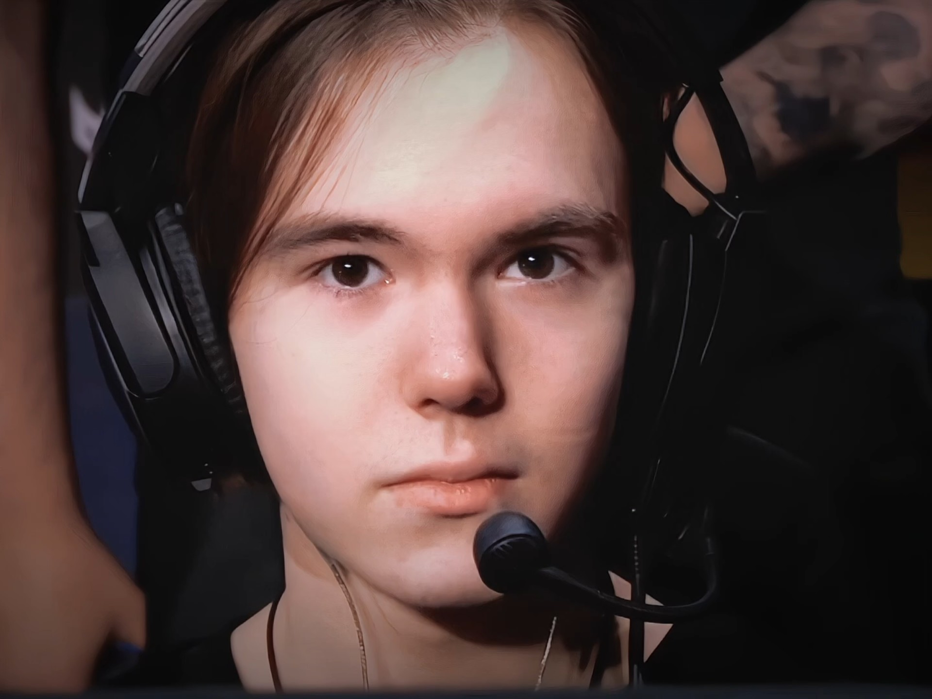 金配色为底 金配色为底